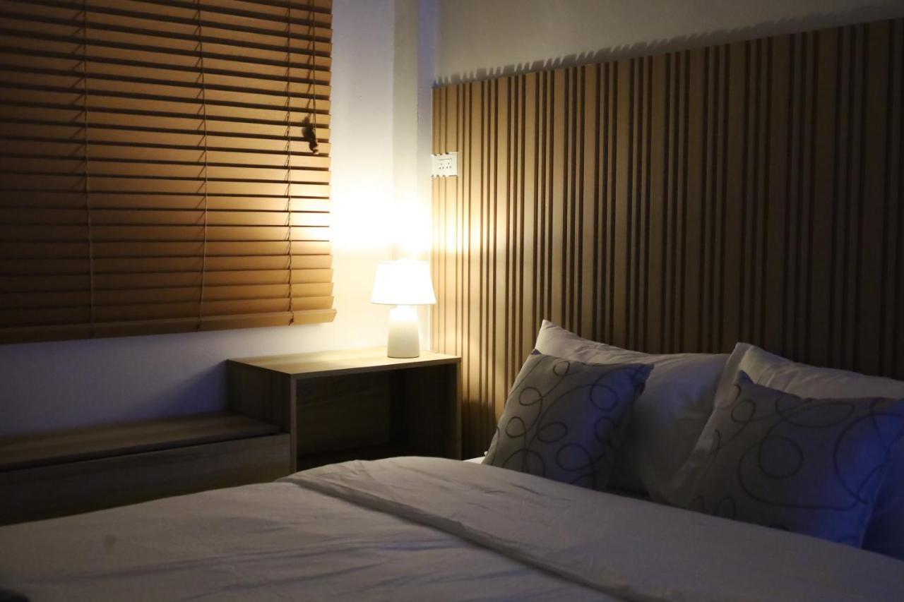 S.P.C Apartment By Brodderud Bangkok Exteriör bild